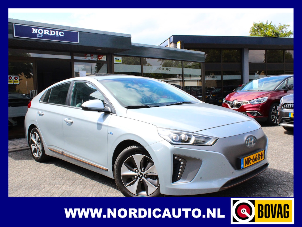 Hyundai IONIQ - PREMIUM EV 88 KW / LEDER- NAVIGATIE- SCHUIFDAK- APPLE CARPLAY SUBSIDIE 2000 EURO MOGELIJK - AutoWereld.nl