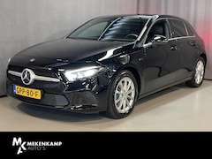 Mercedes-Benz A-klasse - 250 e 17''/Sfeerverlichting/LED/PDC V+A/Stoelverwarming/Climate/DAB