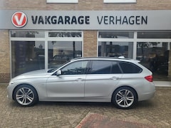 BMW 3-serie Touring - 320i Executive / sport