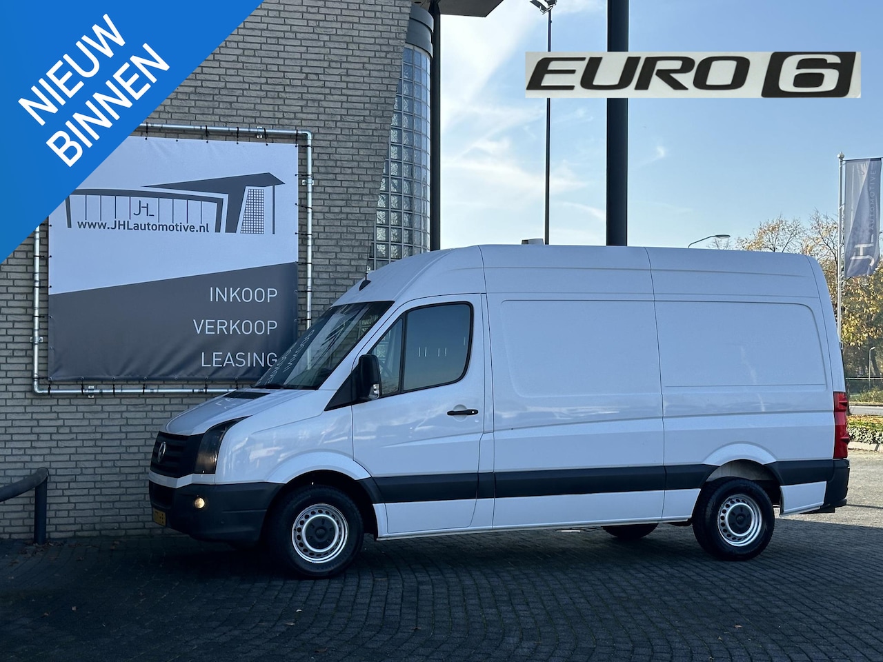 Volkswagen Crafter - 35 2.0 TDI L2H2*A/C*CRUISE*NAVI*3500KG HAAK* - AutoWereld.nl