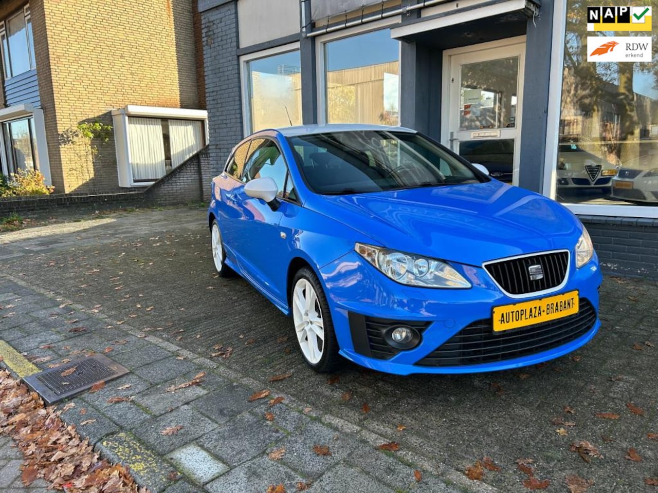 Seat Ibiza SC - 1.6 CUPRA / CLIMAT / PDC / STOELVV - AutoWereld.nl