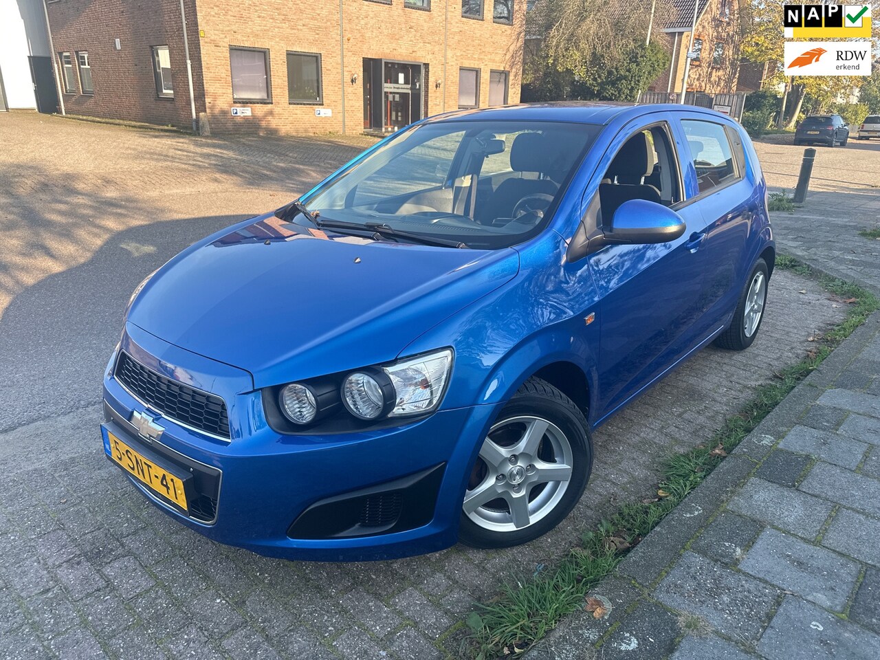 Chevrolet Aveo - 1.2 LT 1.2 LT - AutoWereld.nl