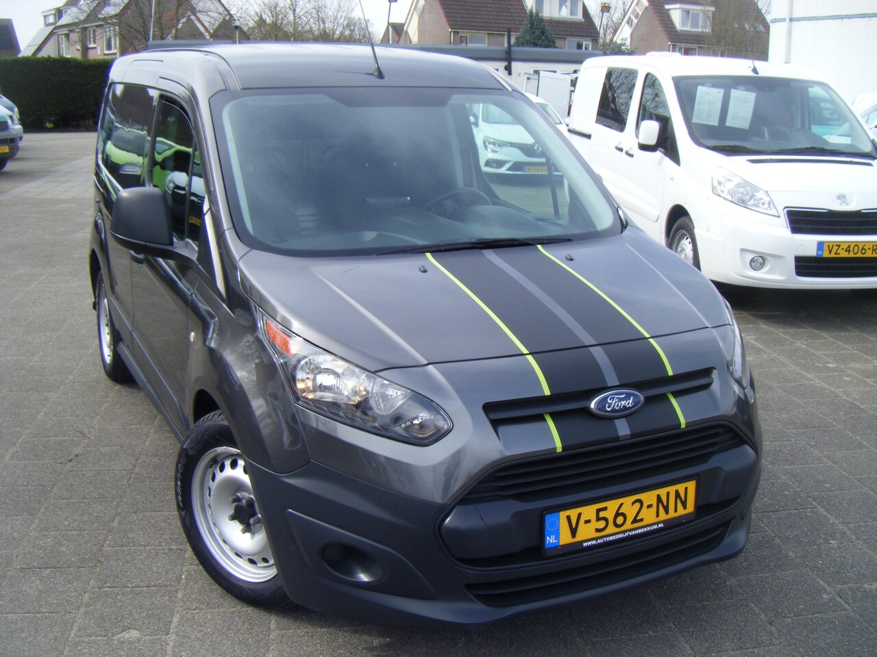 Ford Transit Connect - 1.5 TDCI L1 Economy Edition VOORZIEN VAN AIRCO+CRUISECONTROL+TREKHAAK - AutoWereld.nl