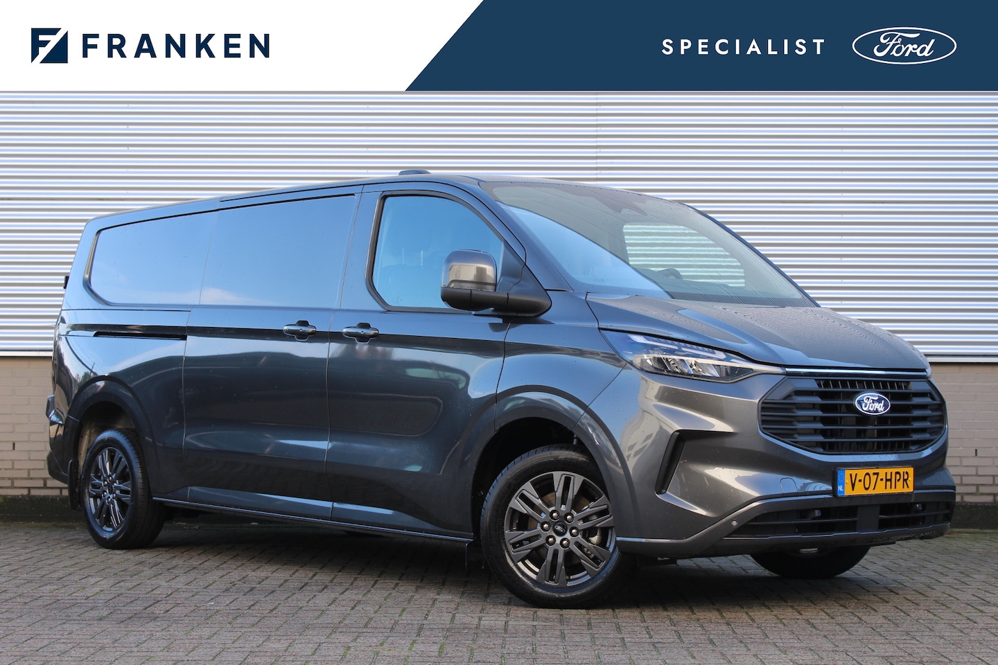 Ford Transit Custom - 320 2.0 TDCI 150PK L2H1 Limited | B&O | Elektr. Trekhaak | LED | 17 Inch | Camera | Stoelv - AutoWereld.nl