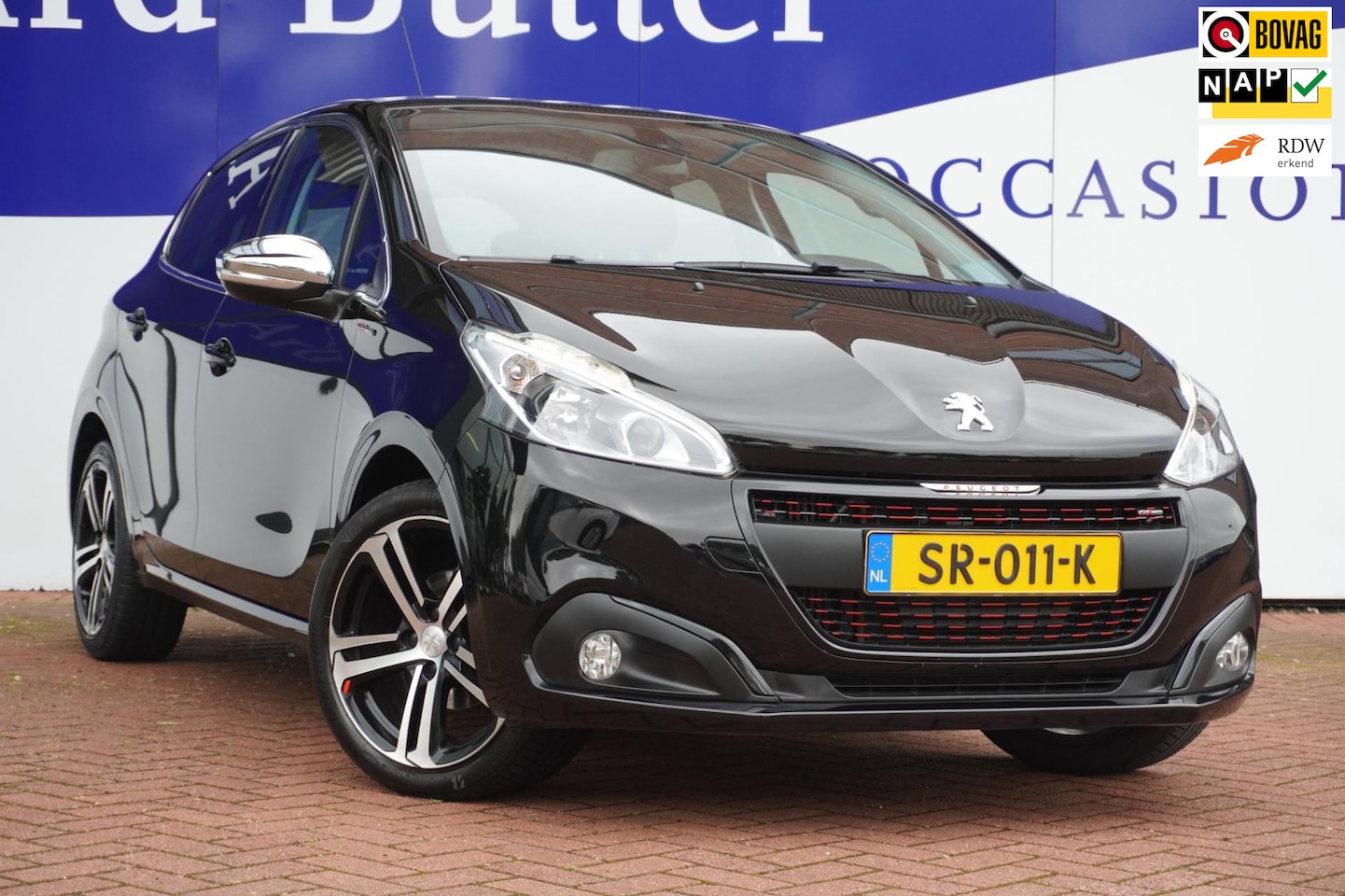 Peugeot 208 - 1.2 PureTech 150 PK GT-line + Leder+Navigatie+Privacy-Glass+17'lmv = SUPER KANON !! - AutoWereld.nl