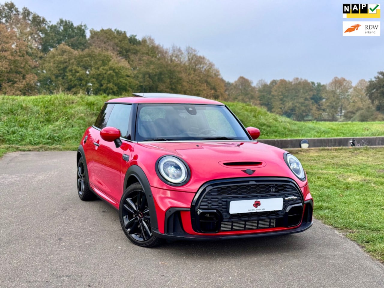 MINI John Cooper Works - S - JCW, Pano, Fabrieksgarantie - AutoWereld.nl