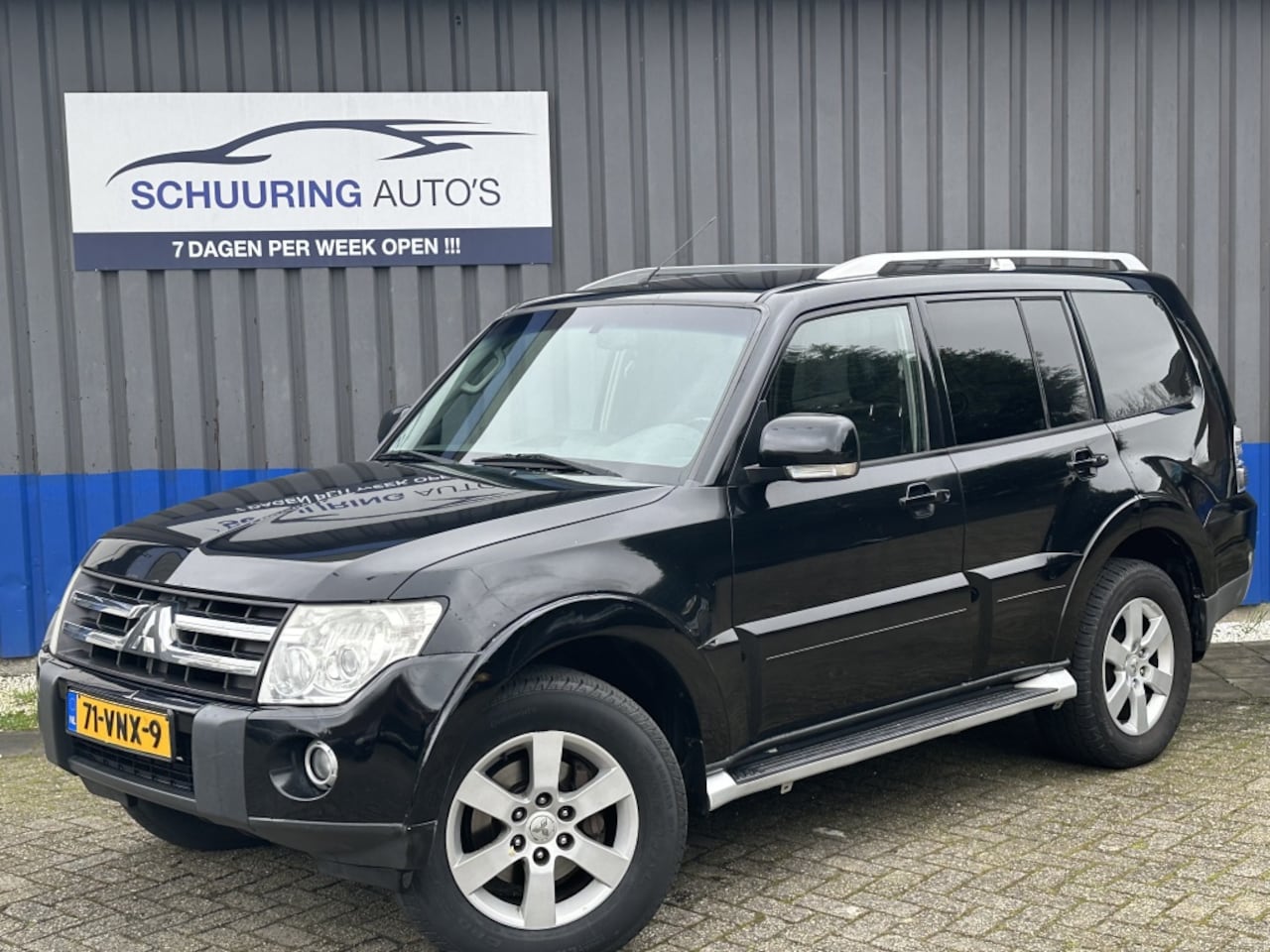 Mitsubishi Pajero - 3.2 DI-D Invite HRSW VAN/grijs kenteken - AutoWereld.nl