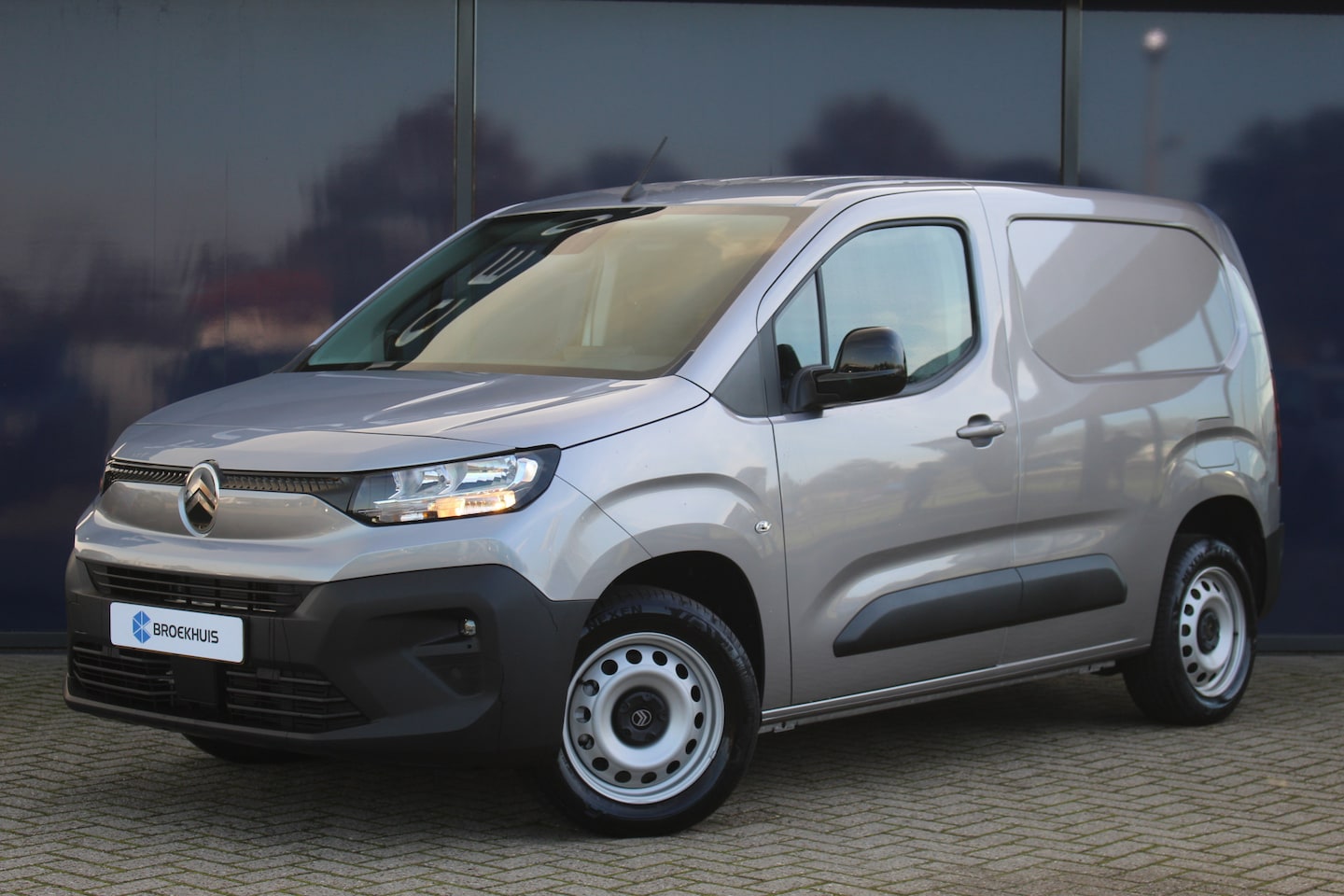 Citroën Berlingo - 1.5 100PK L1 | Cruise | Camera | Carplay | Keyless | Climate | Lane-assist | Trekhaakvoorb - AutoWereld.nl