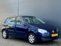 Volkswagen Polo - 1.2 Trendline NWE APK ELEK RAMEN 5 DEURS AIRCO NAP