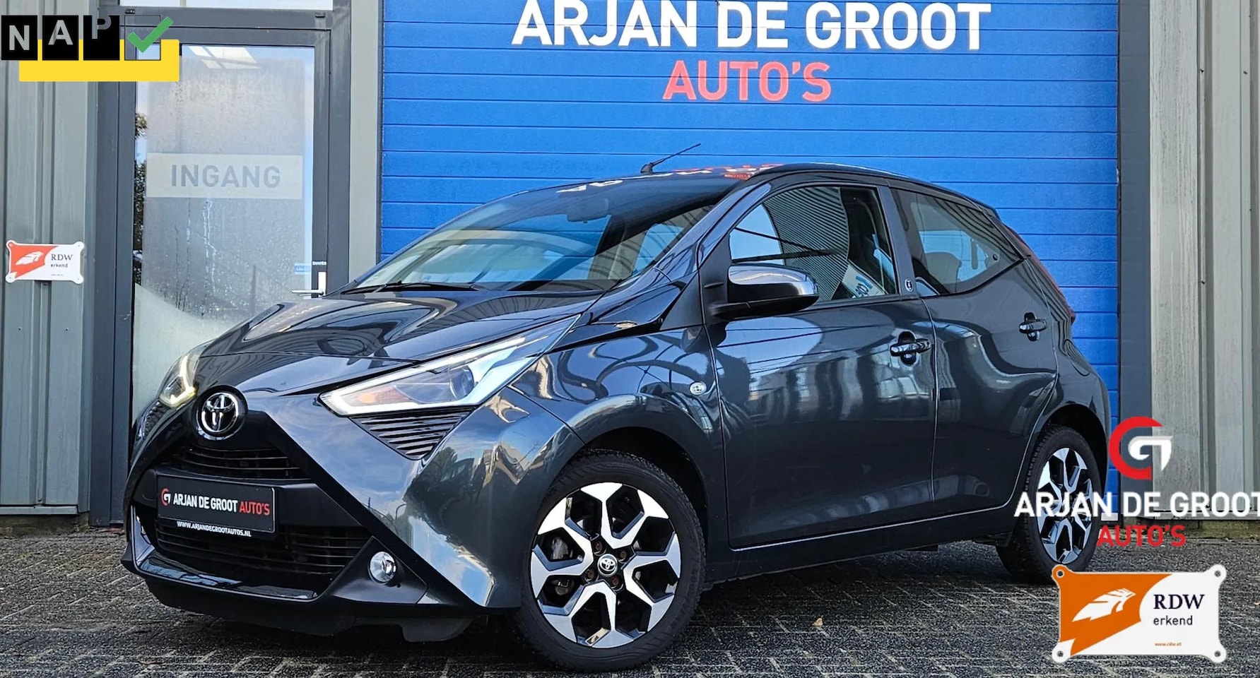 Toyota Aygo - 1.0 AUTOMAAT 5Drs Airco Camera Carplay® LM velgen - AutoWereld.nl