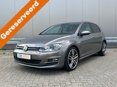 Volkswagen Golf - 1.6 TDI Highline BlueMotion