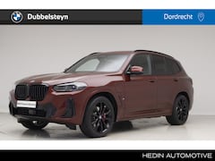 BMW X3 - xDrive30e M-Sport | 20" | Panorama | Harman Kardon | Trekhaak | Carbon interieurlijsten |