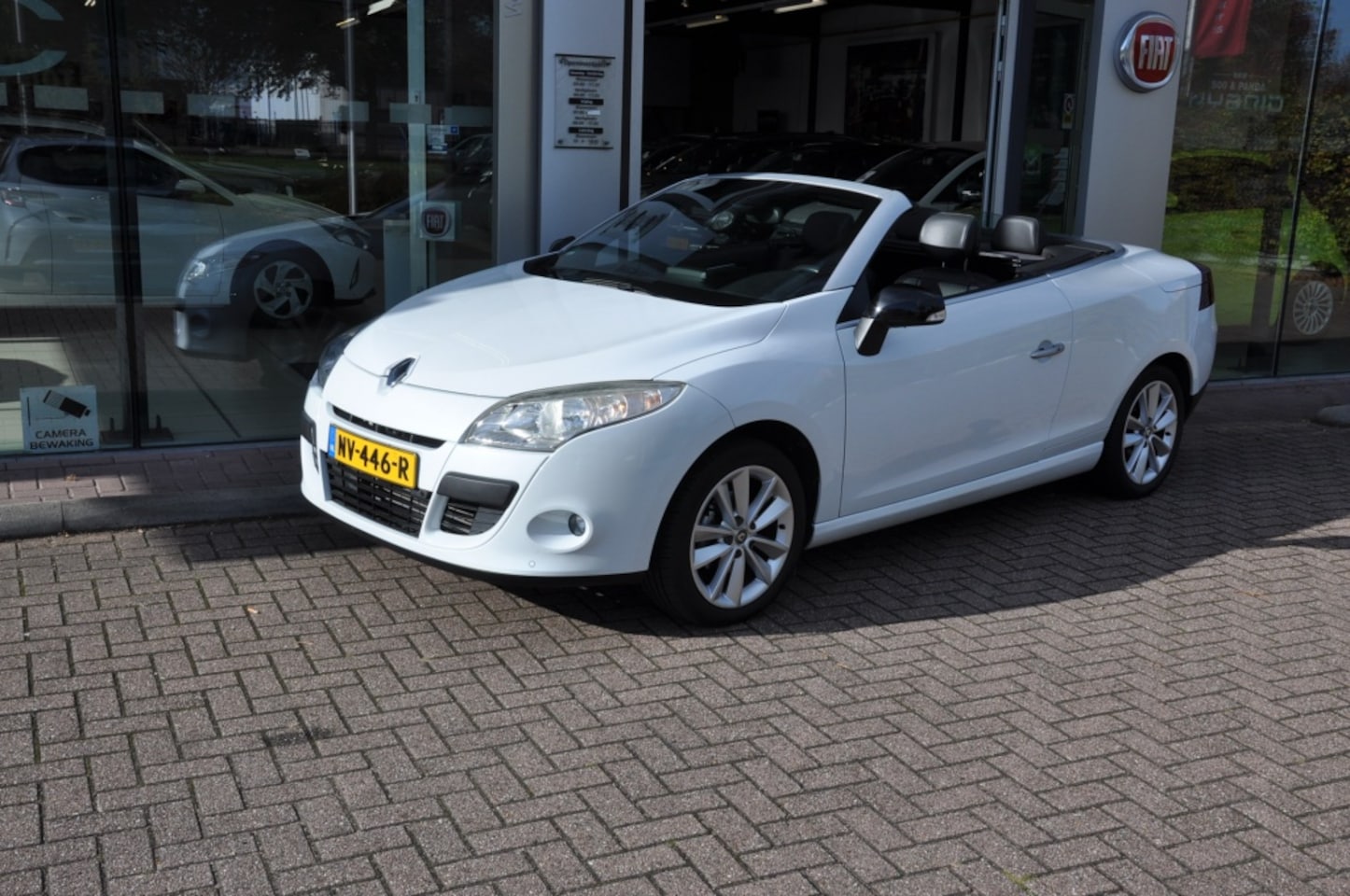 Renault Mégane coupé cabriolet - Leer Trekhaa 1.4 TCE Dynamique - AutoWereld.nl