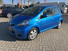 Toyota Aygo - 1.0-12V Dynamic Blue