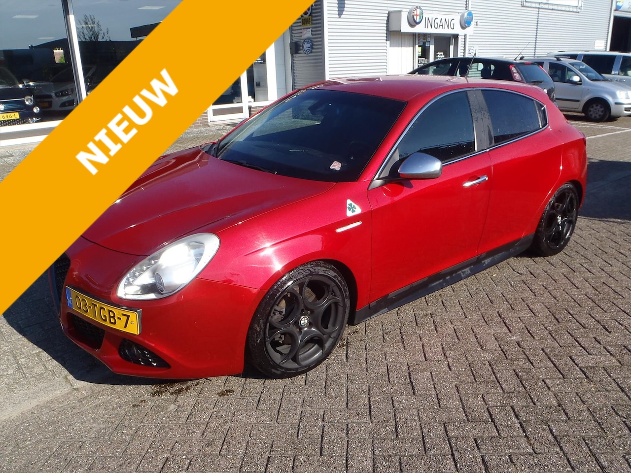 Alfa Romeo Giulietta - 1.4 Turbo MultiAir 220pk TCT Distinctive Vol - AutoWereld.nl