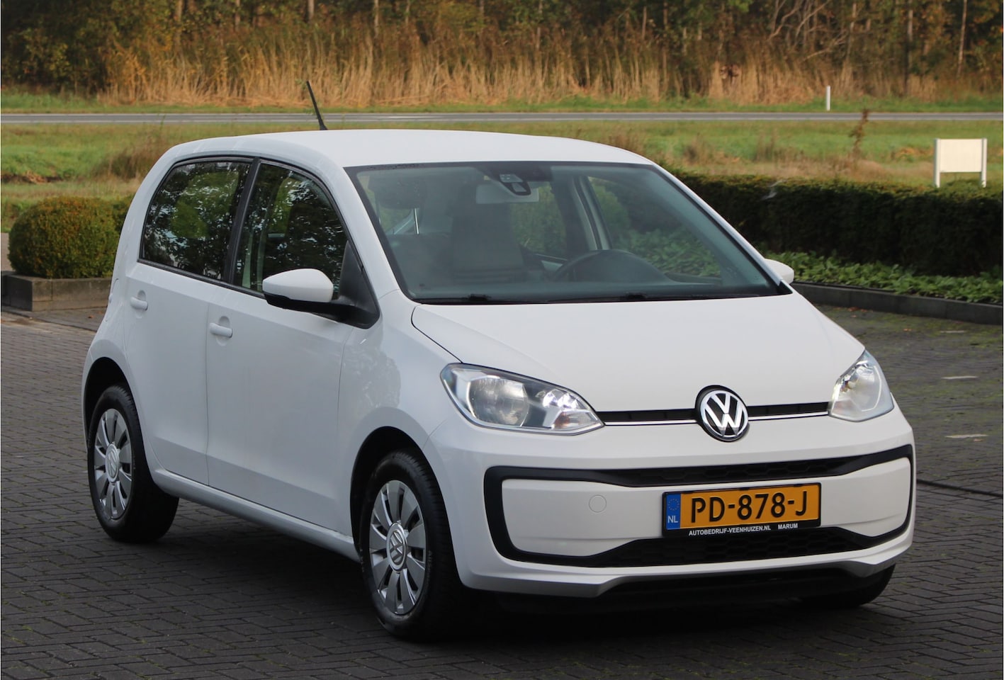 Volkswagen Up! - 1.0 BMT move up! | 2017 | Airco | Leuke Auto! | - AutoWereld.nl