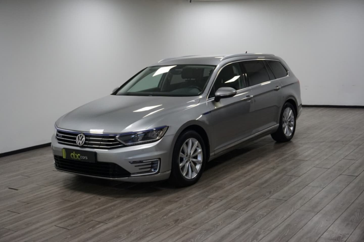 Volkswagen Passat Variant - VARIANT 1.4 TSI GTE DSG HIGHLINE - AutoWereld.nl