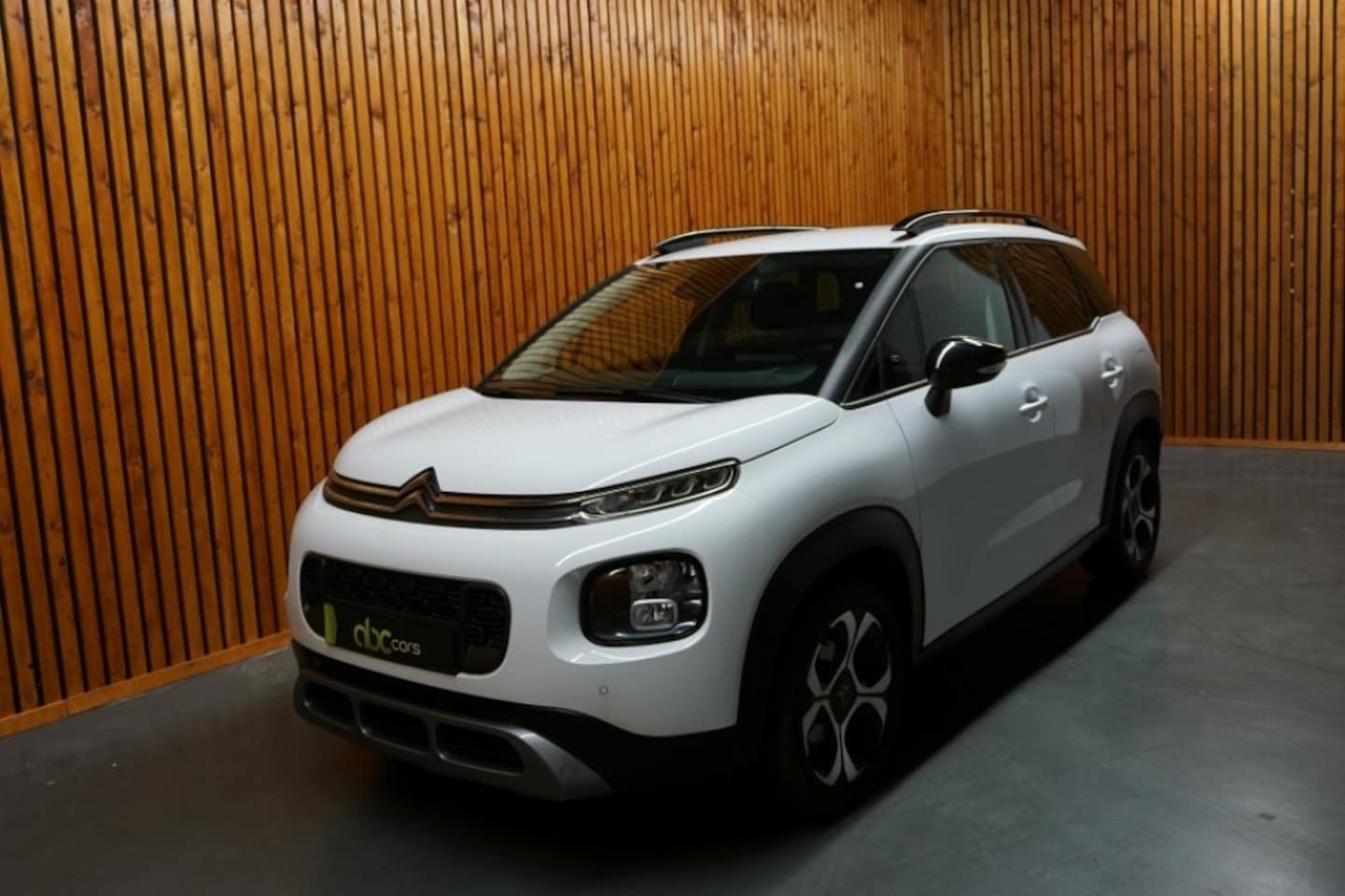 Citroën C3 Aircross - 1.2 PureTech SenS SHINE AUTOMAAT - AutoWereld.nl