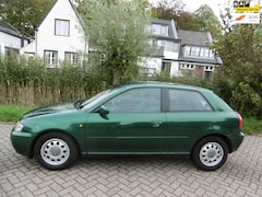 Audi A3 - 1.6 Attraction 101pk 3-deurs Airco Youngtimer Keurig Historie