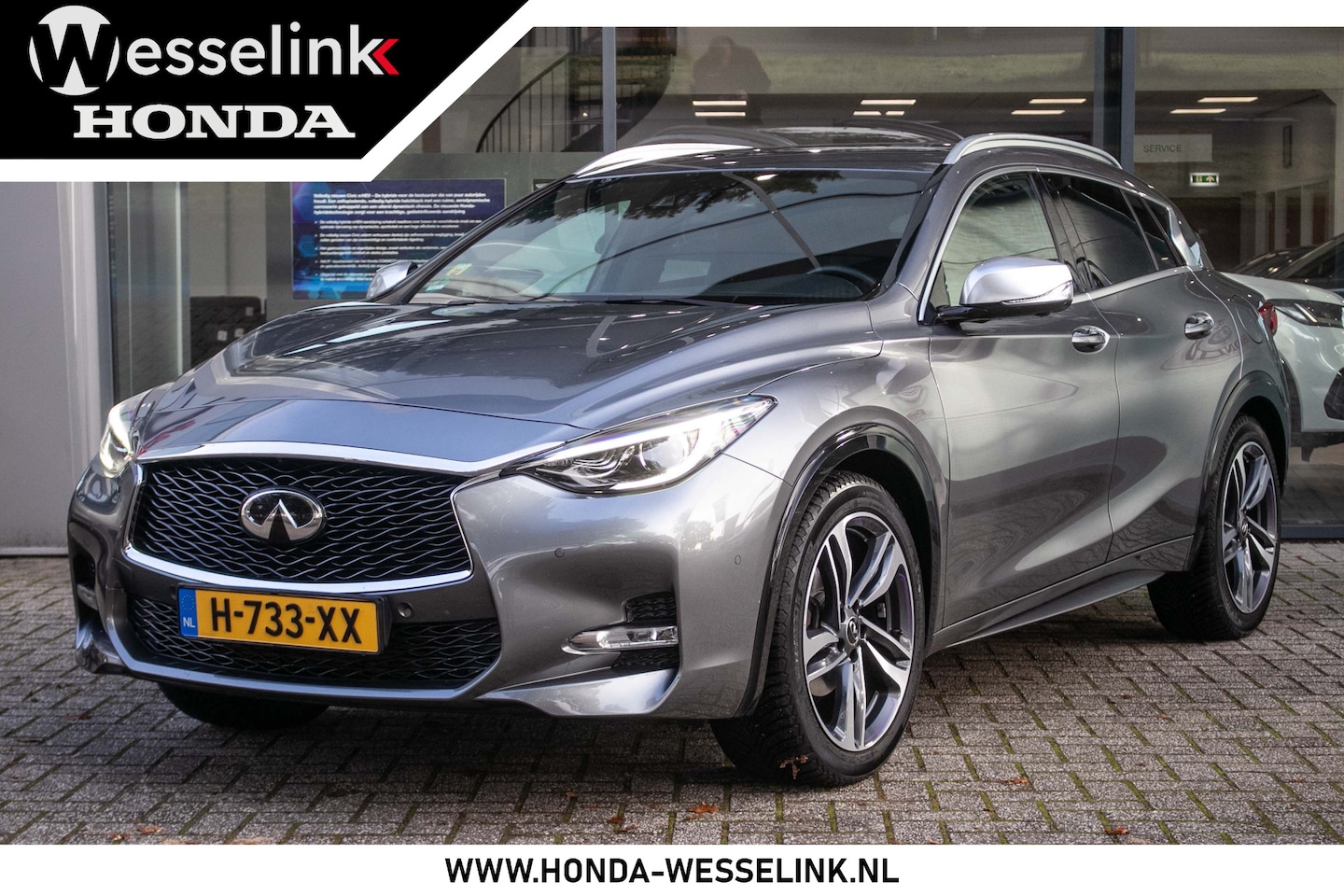 Infiniti Q30 - 1.6t Sport Automaat All-in rijklaarprijs | Afn. trekhaak | Navi | 360 camera - AutoWereld.nl