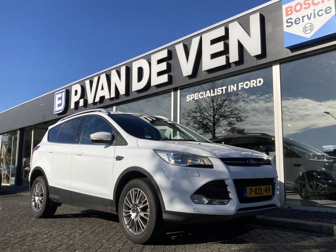 Ford Kuga - 1.6 EcoBoost Titanium Edition 150pk/110kW 6-bak - AutoWereld.nl