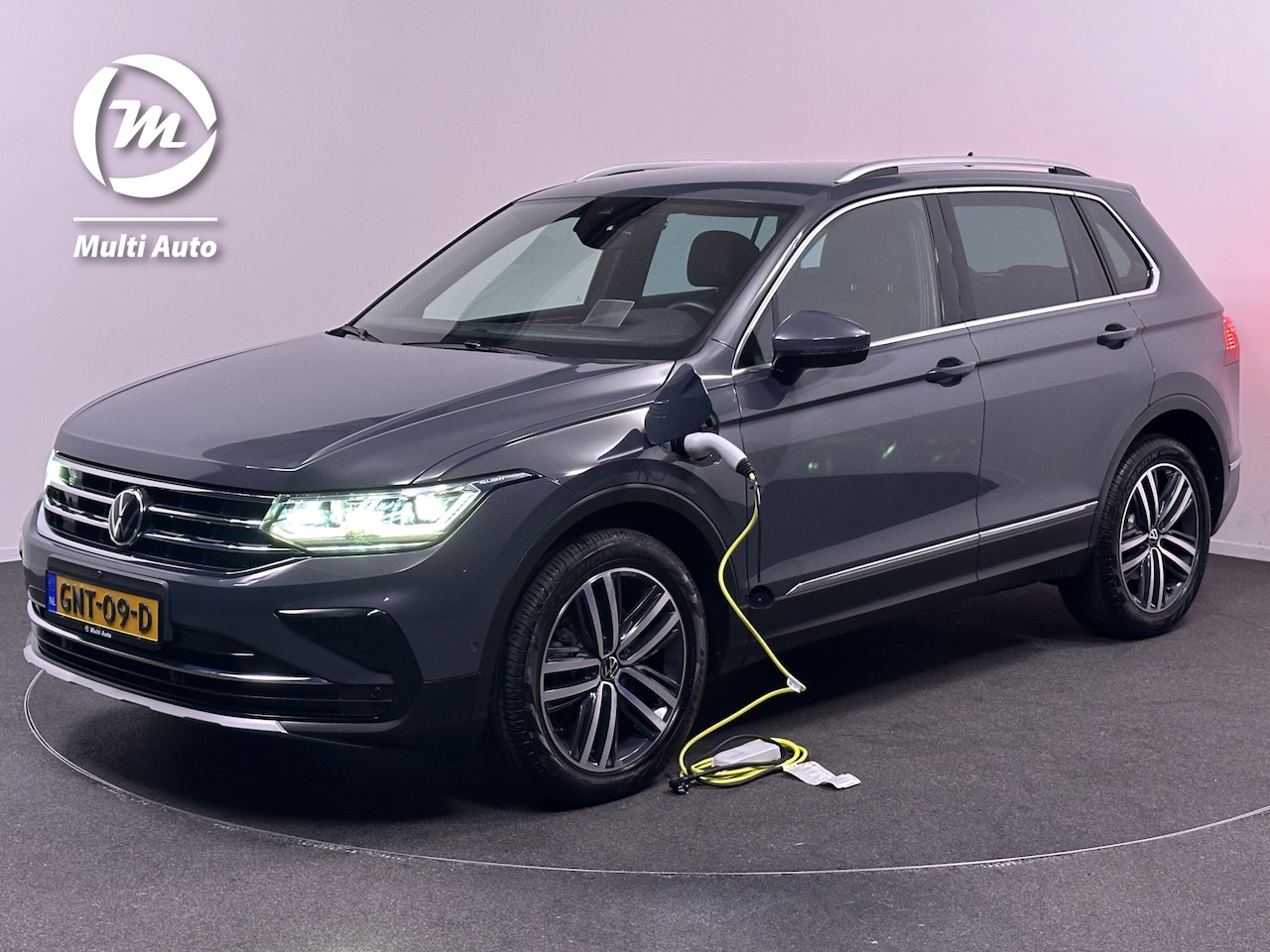 Volkswagen Tiguan - 1.4 TSI eHybrid Elegance Plug in Hybrid 245pk PHEV | Lederen Sportstoelen Memory | Adaptiv - AutoWereld.nl