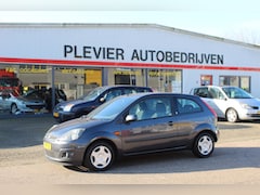 Ford Fiesta - 1.6 16V 3-DEURS AUTOMAAT Ghia