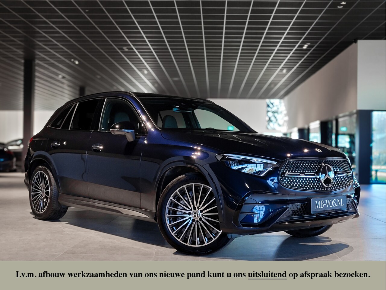 Mercedes-Benz GLC-klasse - 300 4M AMG Night|Luchtvering|Massage|Stoelkoeling|Mem|HUD|Achterassturing - AutoWereld.nl