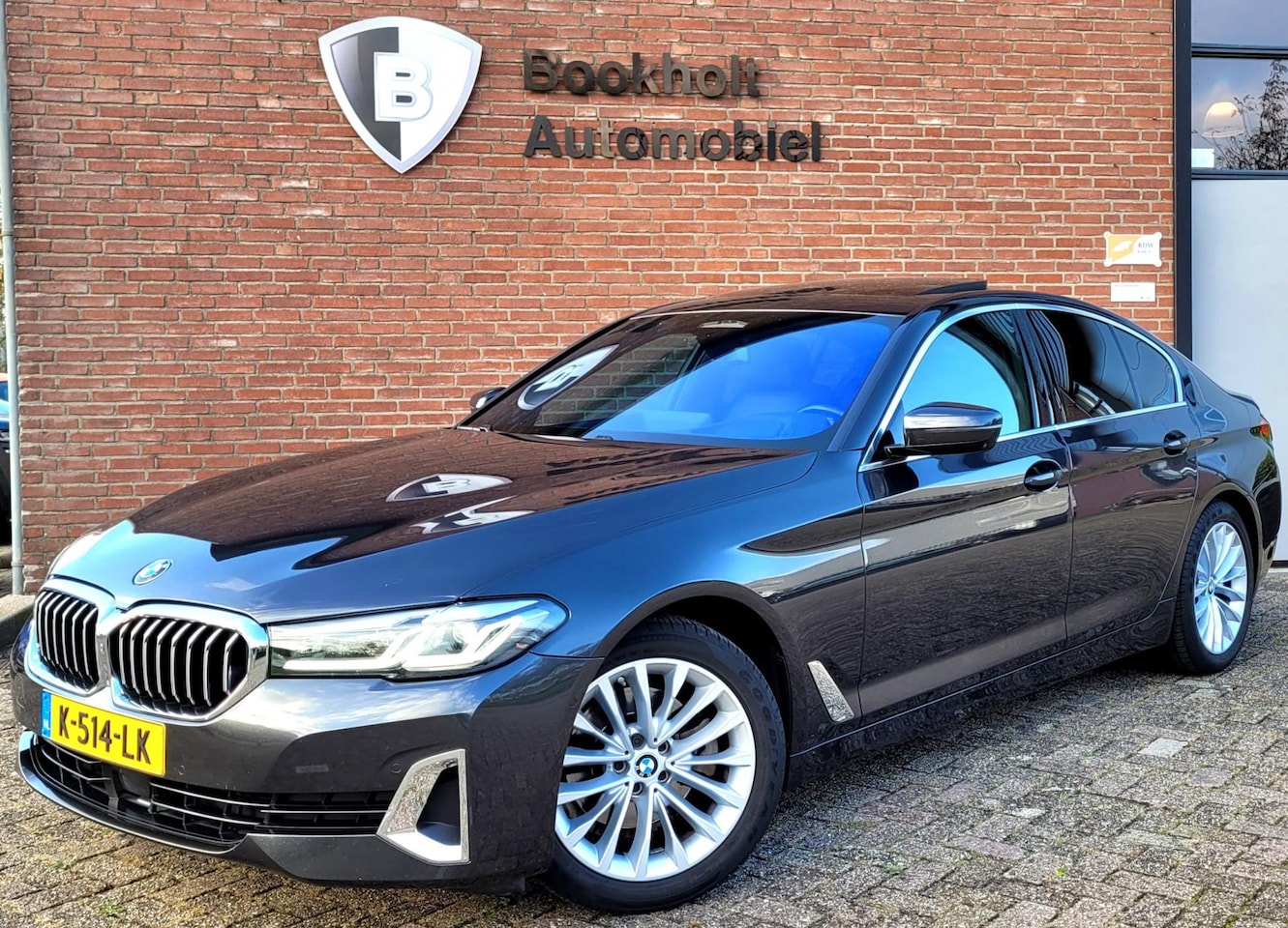 BMW 5-serie - 520d High Exe VOL OPTIES! € 22.151,- ex BTW & BPM (BTW € 4652,- / Rest-BPM € 3147,-) - AutoWereld.nl