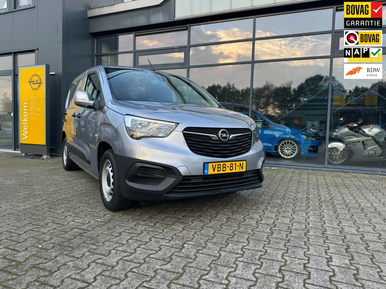 Opel Combo - 1.6D L1H1 Edition Navi AC trekhaak met complete inbouw - AutoWereld.nl