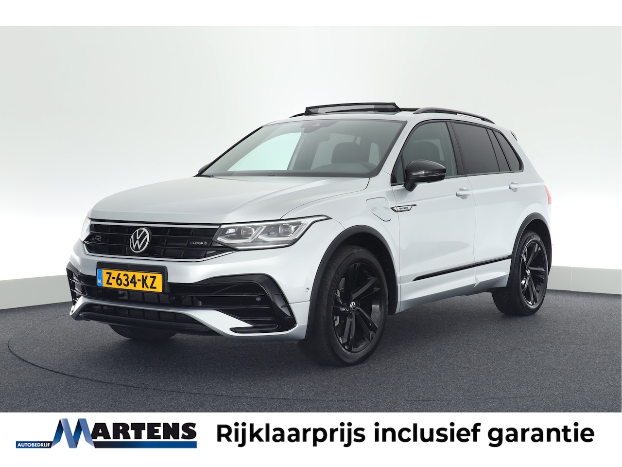 Volkswagen Tiguan - 1.4 TSI 245pk eHybrid R-Line Black Style Trekhaak 360Camera Matrix Led Virtual Cockpit Led - AutoWereld.nl