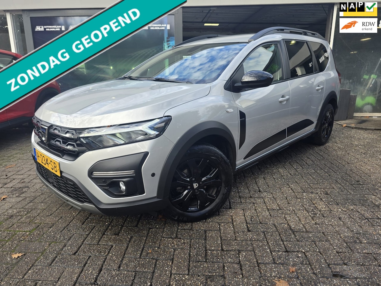 Dacia Jogger - 1.0 TCe 100 Bi-Fuel Extreme 5p. | 1E EIGENAAR | 12MND GARANTIE | LPG-G3 | NAVI | PDC | - AutoWereld.nl