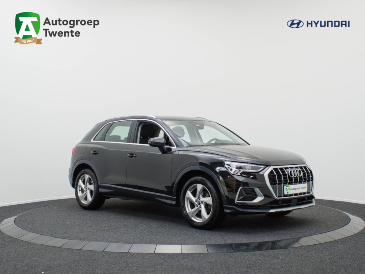 Audi Q3 - 35 TFSI Advance edition | CarPlay | Stoelverwarming - AutoWereld.nl