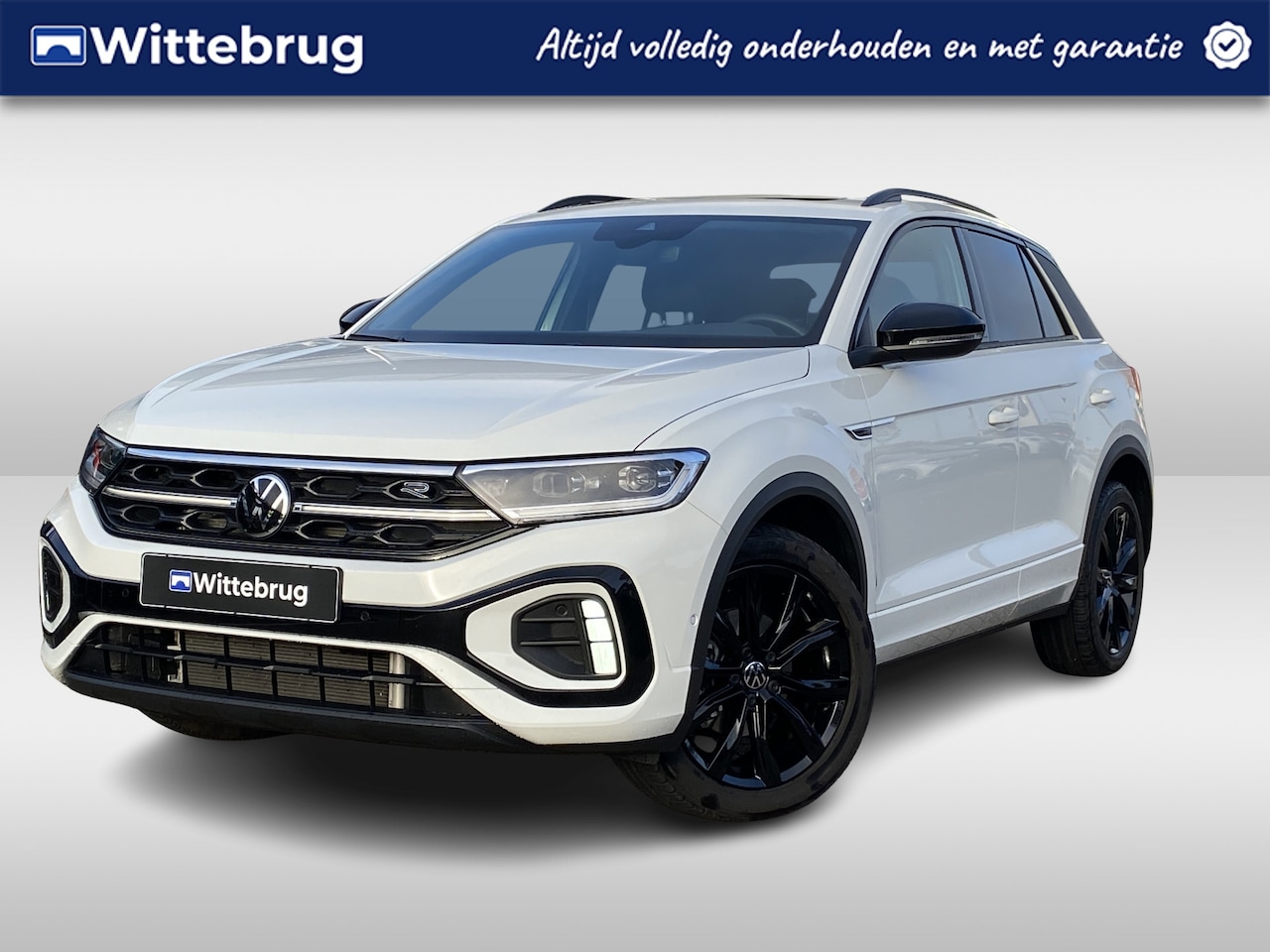 Volkswagen T-Roc - 1.5 TSI 150pk DSG R-Line / Panoramadak / Navigatie / 18" LMV / Blackstyle / IQ LED Matrix - AutoWereld.nl