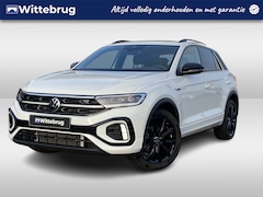 Volkswagen T-Roc - 1.5 TSI 150pk DSG R-Line / Panoramadak / Navigatie / 18" LMV / Blackstyle / IQ LED Matrix