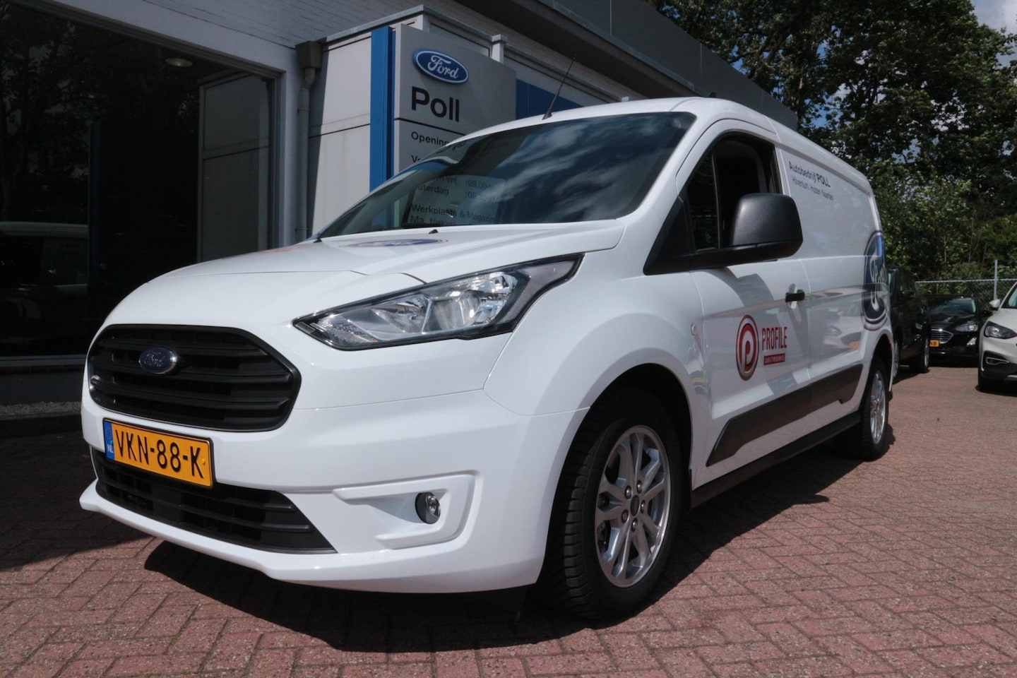 Ford Transit Connect - L2 1.5 EcoBlue 100pk Trend Navi Camera Trekhaak Cruise Apple Car Play Dealeronderhouden - AutoWereld.nl