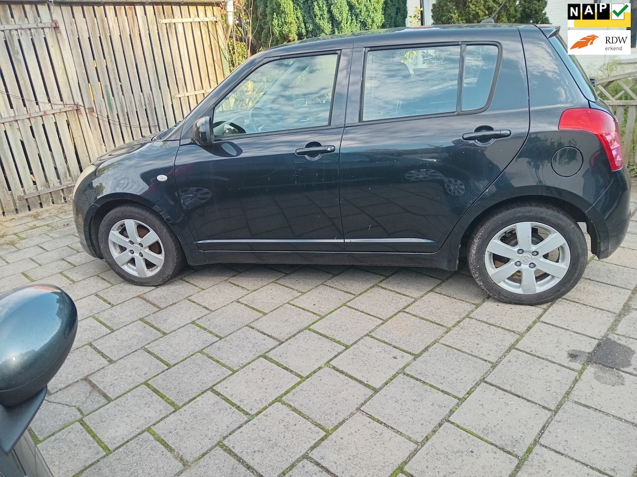 Suzuki Swift - 1.3 Shogun MET NIEUWE KOPPELING EN GEREVISEERDE BAK - AutoWereld.nl