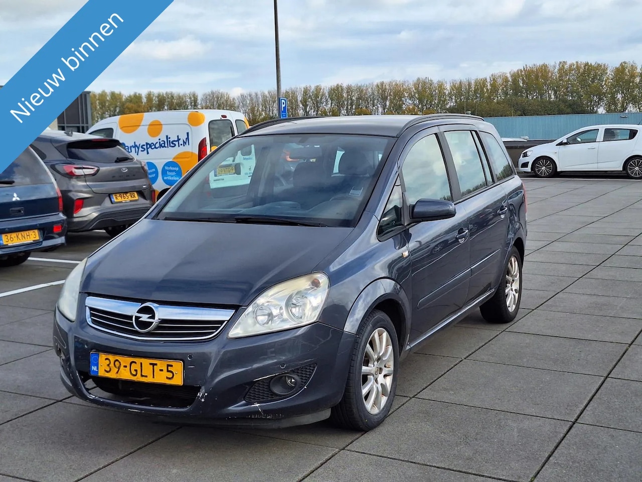 Opel Zafira - €1848,- 1.6 Temptation Apk 08/10/2025 Airco - AutoWereld.nl