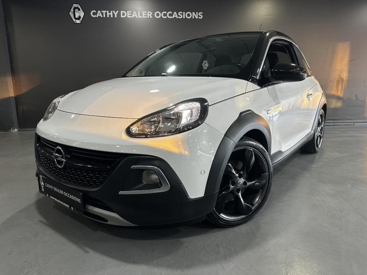 Opel ADAM - 1.0 Turbo Rocks Panorama Climate Cruise 18" LMV PDC V+A Leder/Stof - AutoWereld.nl