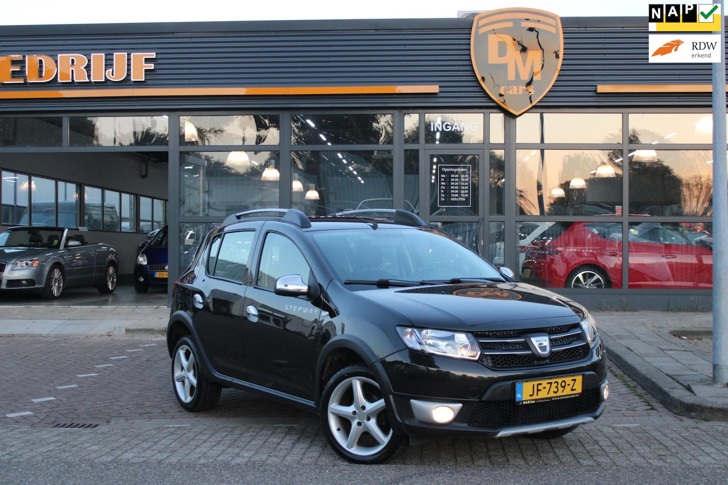 Dacia Sandero Stepway - 0.9 TCe Lauréate|NAVI|CRUISECONTROL|PDC| - AutoWereld.nl