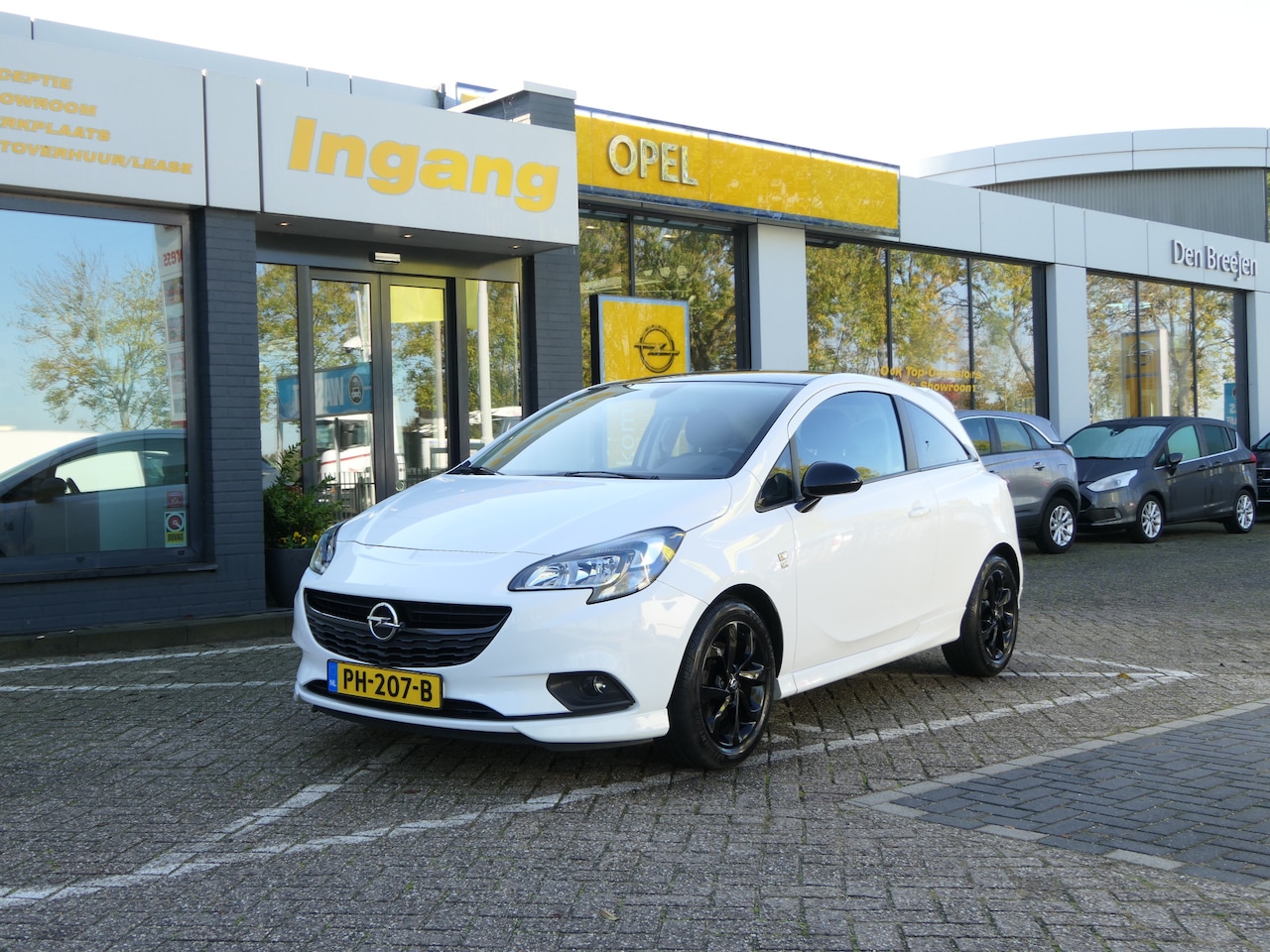 Opel Corsa - 1.0 Turbo Online Edition | OPC Line | Apple Carplay | Parkeersens. | 16" LMV - AutoWereld.nl