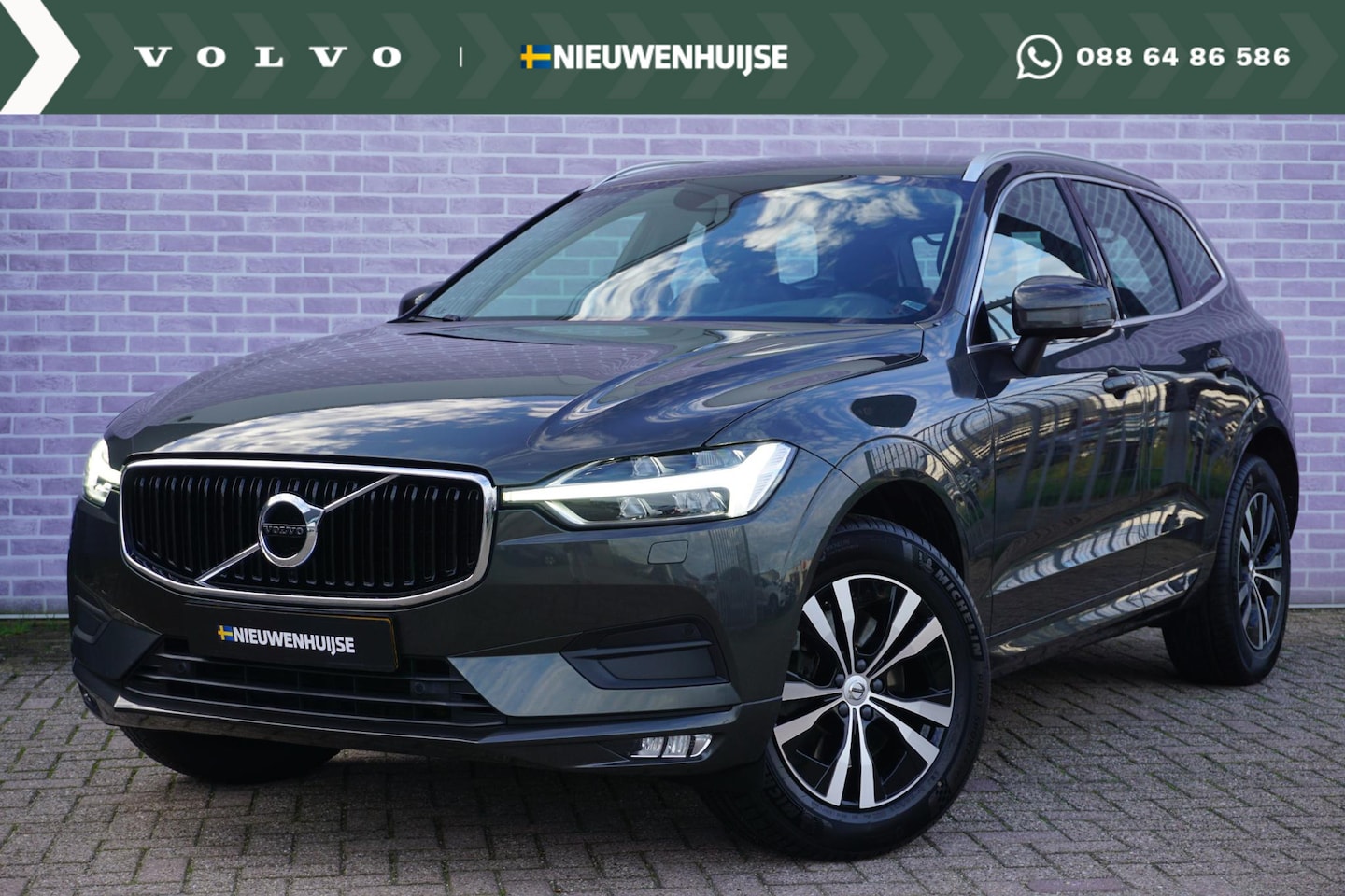 Volvo XC60 - B5 MOMENTUM PRO | TREKHAAK | Sport stoelen | Parkeer Camera | Keyless | Adaptieve cruise c - AutoWereld.nl