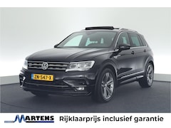 Volkswagen Tiguan - 1.5 TSI 150pk DSG ACT R-Line Highline Trekhaak Virtual Cockpit Panoramadak Stoelverwarming