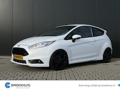 Ford Fiesta - 1.6 ST200 200pk Bull-X Uitlaat | Sony Audio | Distributieriem reeds vervangen