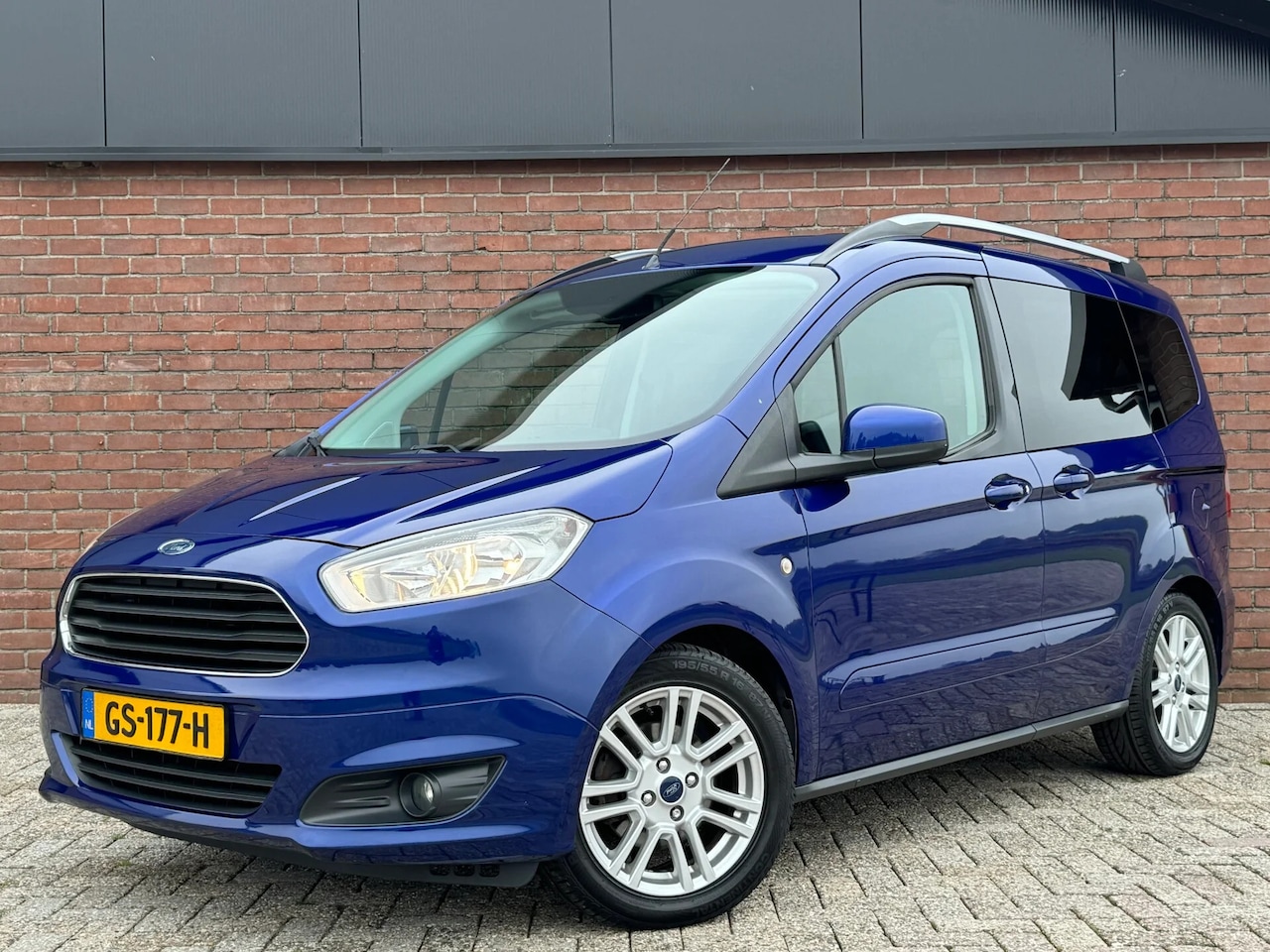 Ford Tourneo Courier - 1.0 TITANIUM | NL-AUTO! | NAVI! | CLIMA! - AutoWereld.nl