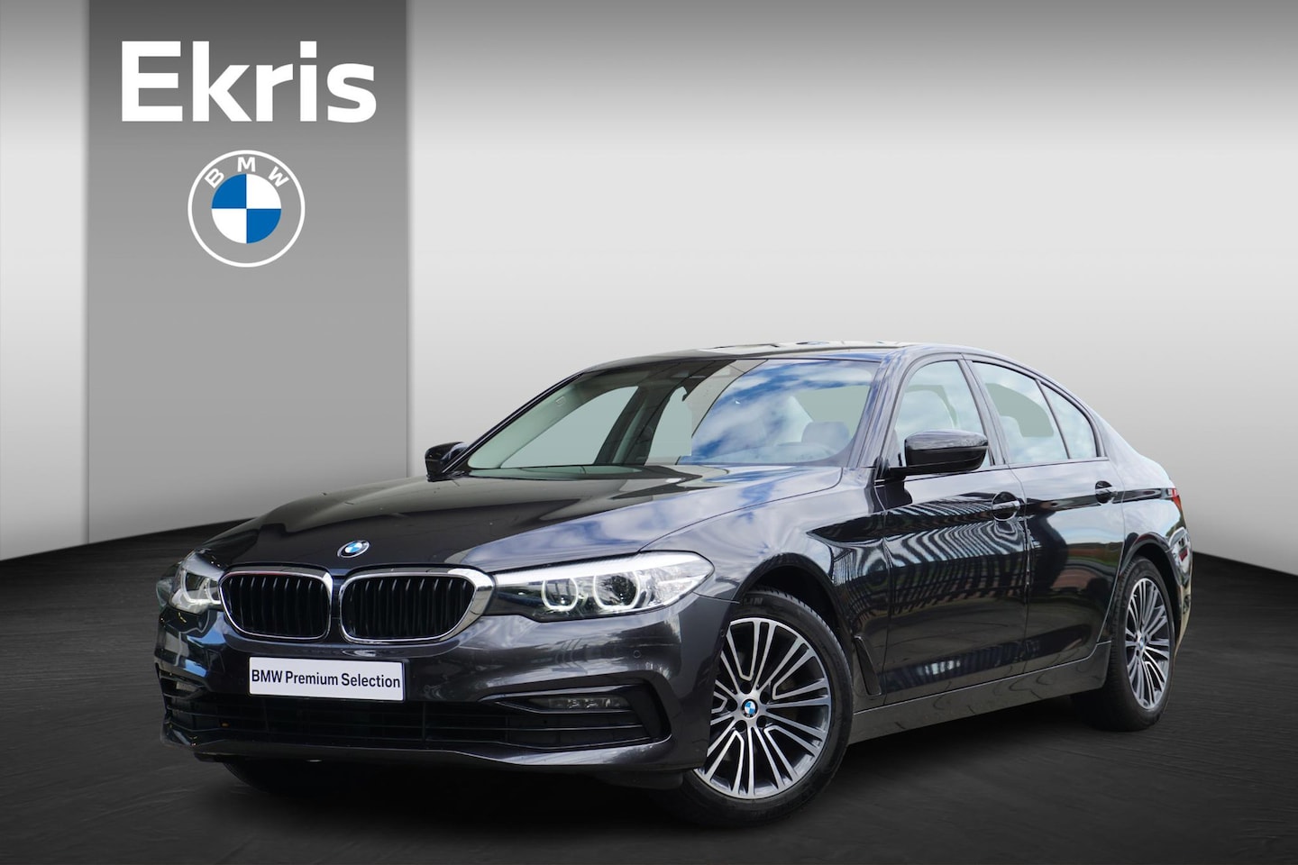 BMW 5-serie - Sedan 520i Corporate Lease Edition | Sportstoelen voor | Driving Assistant | 18 inch LMV - AutoWereld.nl