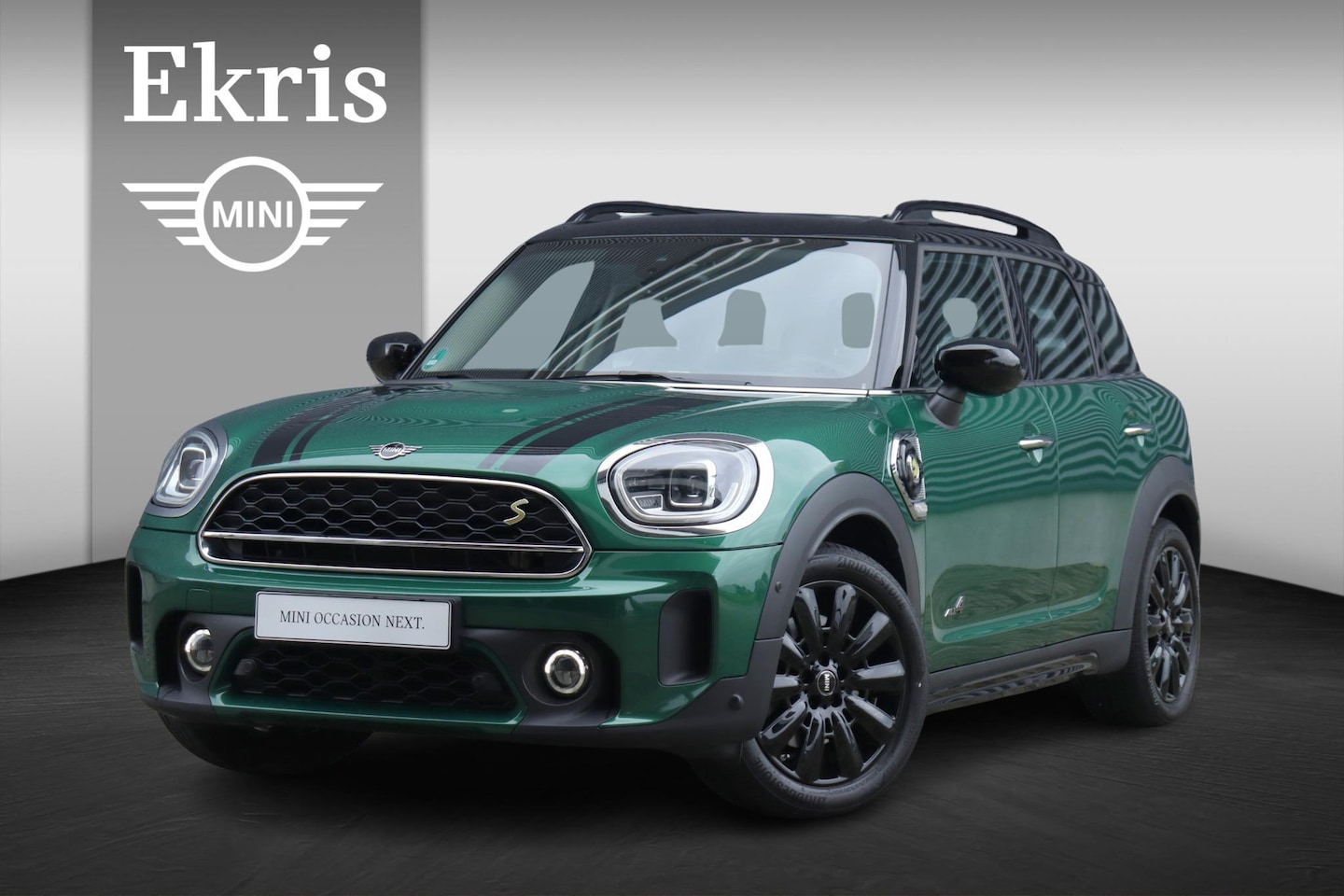 MINI Countryman - Cooper SE ALL4 | Panodak + harman Kardon + Comfort Access + MINI Excitement Pakket + Head- - AutoWereld.nl