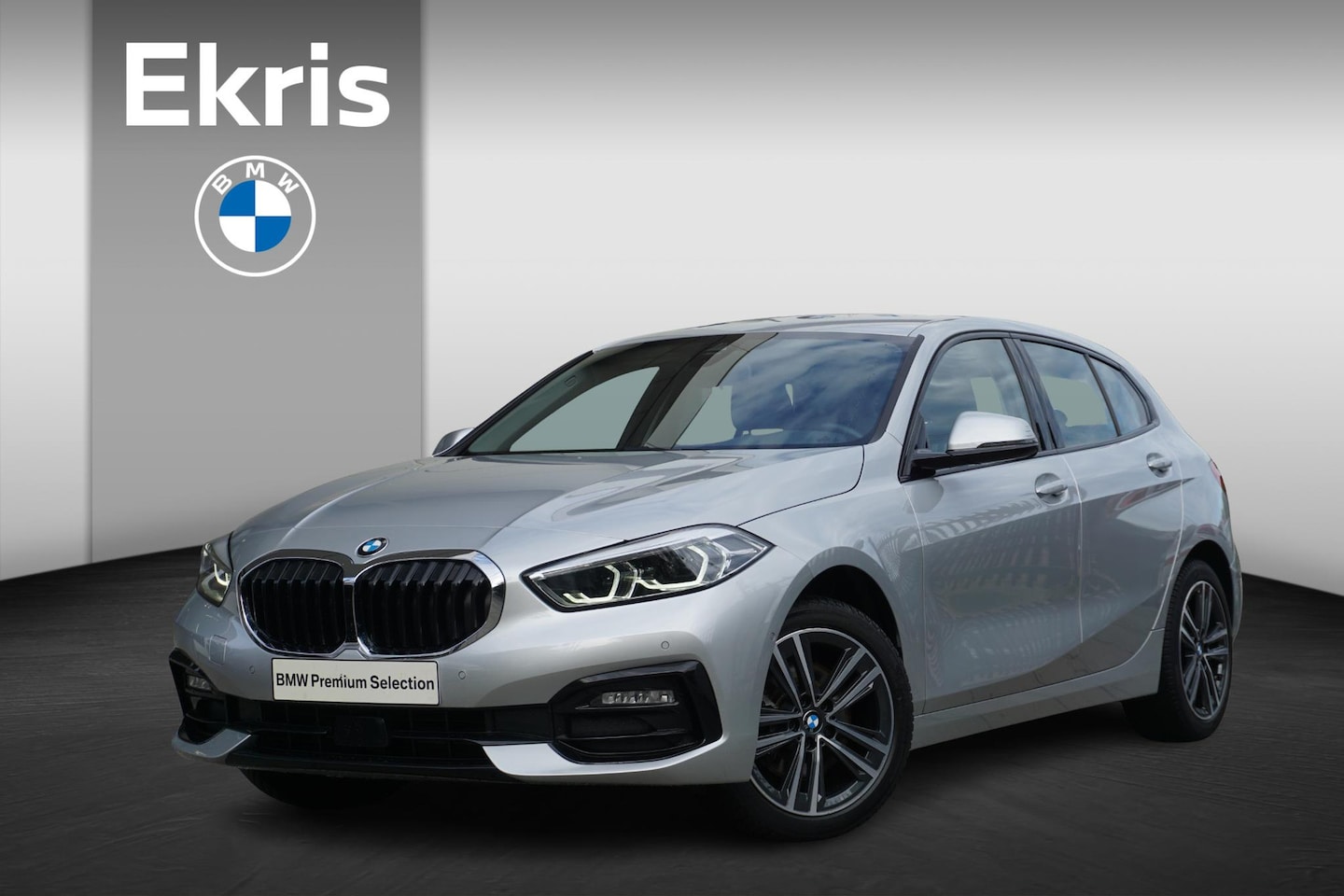 BMW 1-serie - 5-deurs 118i Executive | Sport Line | Sportstoelen | HiFi System | 17 inch LMV - AutoWereld.nl