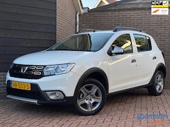 Dacia Sandero Stepway - 0.9 TCe Laureate Automaat/Camera/Navigatie/Airco/PDC