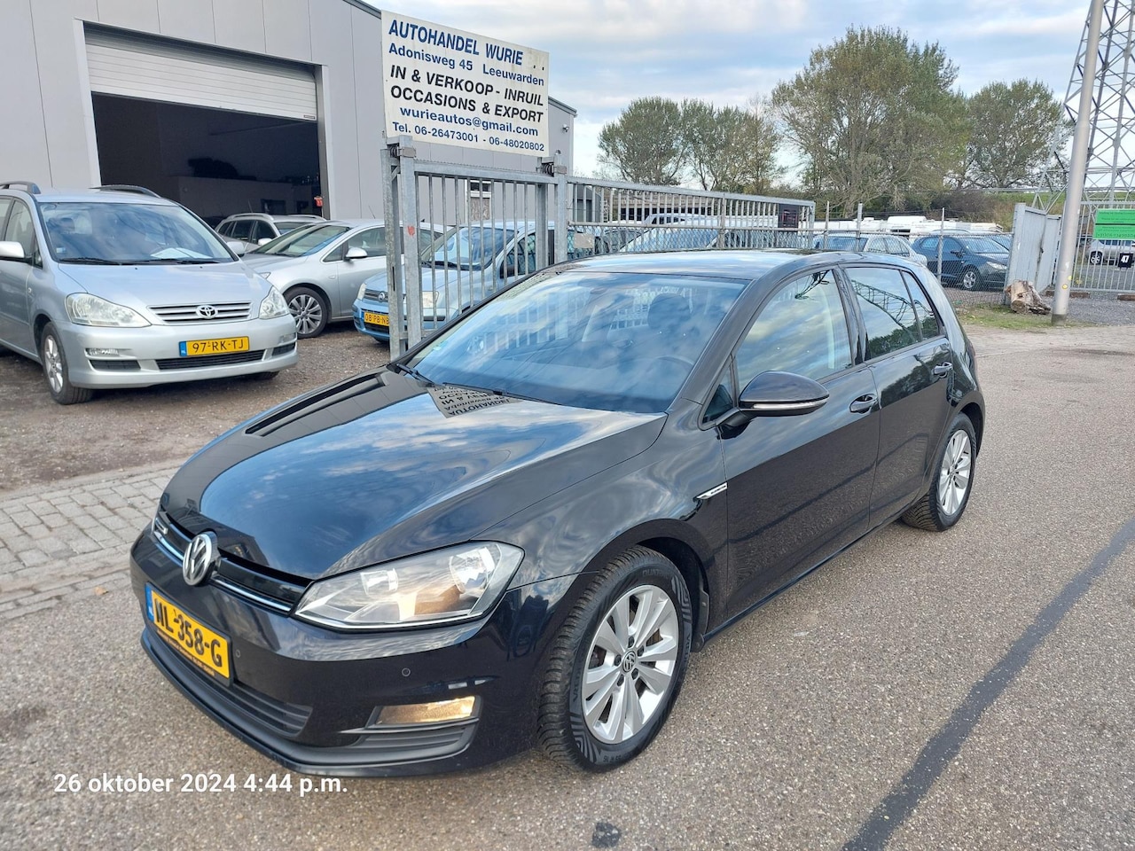 Volkswagen Golf - 1.0 TSI Connected Series / Apk 20-09-2025 - AutoWereld.nl